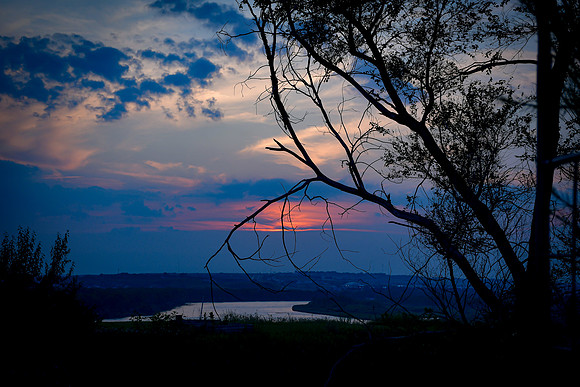Across the Wide Missouri